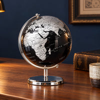 Globe Terrestre Deco Noir Et Argenté Métal — mise en situation